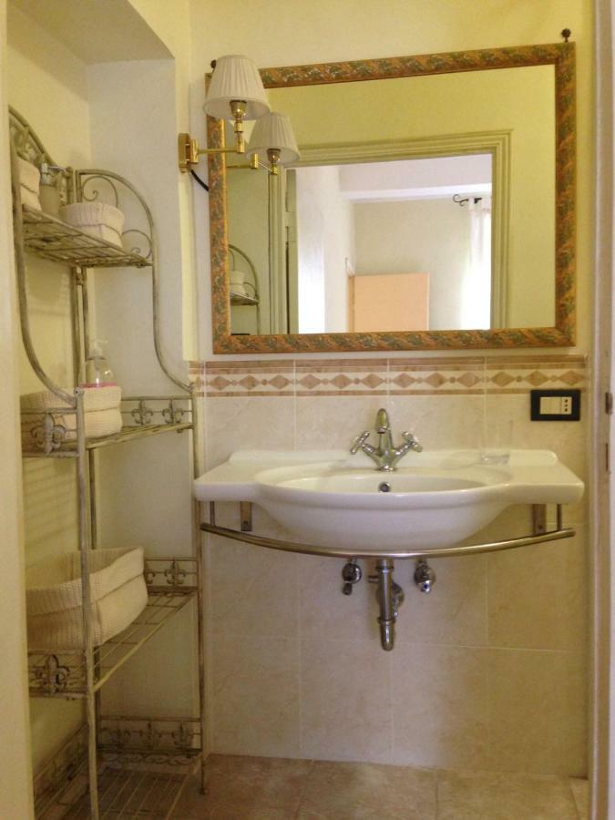 La Casina Del Borgo Apartment Abbadia San Salvator Exterior photo